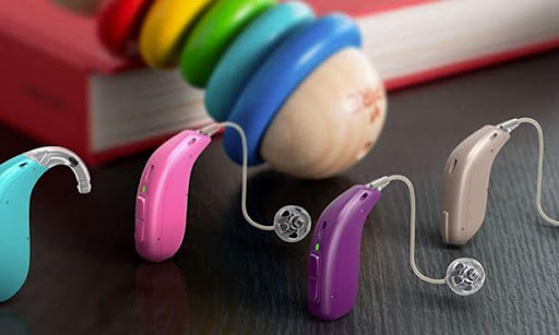Know When You Need to Switch to the Best Hearing Aid Accessories
