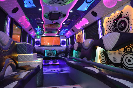 Planning a Corporate Event? Perks of Hiring a Party Bus in Chicago