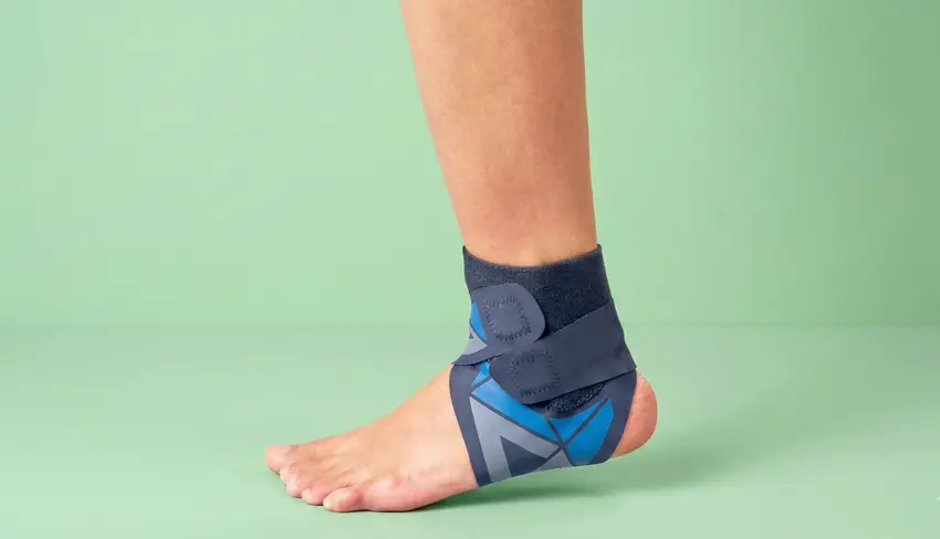 How an Ankle Support Brace May Help Reduce Sprain Risk – Well Health Organic