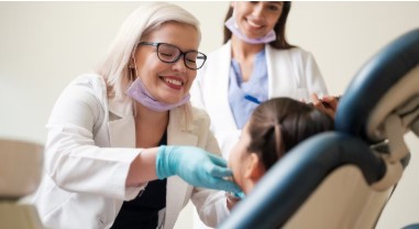 Dentist in LaSalle, Ontario: What to Look for in a Family Dental Practice